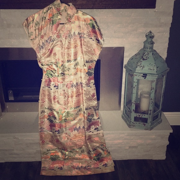 😍 Stunning Authentic Vintage Cheongsam Dress - Picture 2 of 5